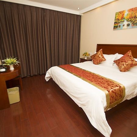 Greentree Inn Jiujiang Railway Station Business Hotel מראה חיצוני תמונה
