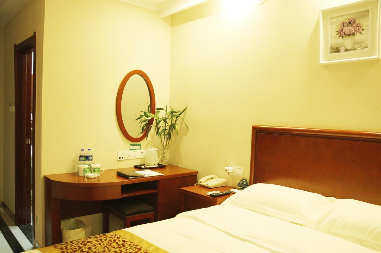 Greentree Inn Jiujiang Railway Station Business Hotel מראה חיצוני תמונה